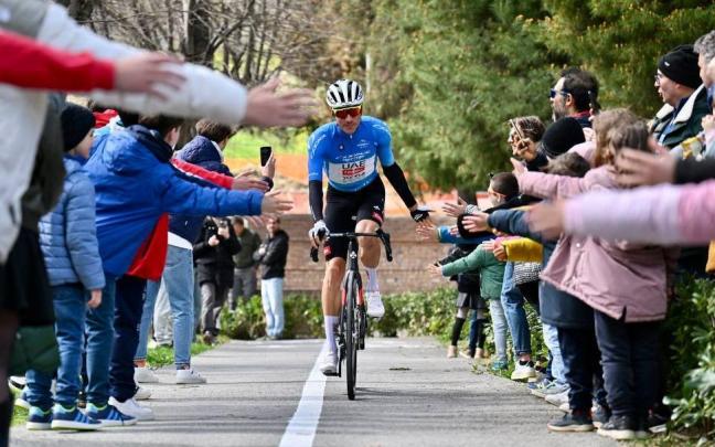 Juan Ayuso, vencedor de la carrera. / Tirreno-Adriático Juan Ayuso, vencedor de la carrera.