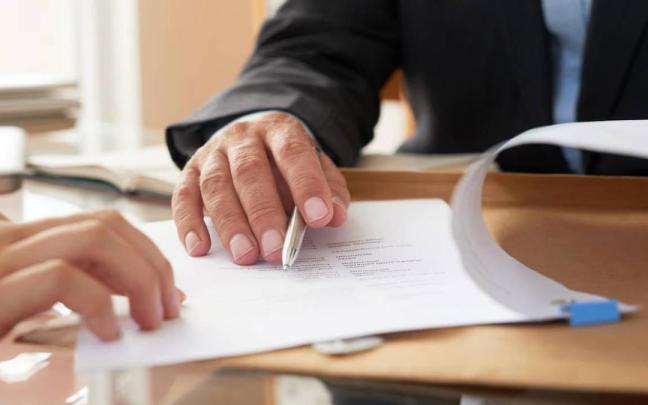 Cómo cobrar el paro si has pedido una excedencia o has dimitido, según un abogado laboralista / Freepik Cómo cobrar el paro si has pedido una excedencia o has dimitido, según un abogado laboralista