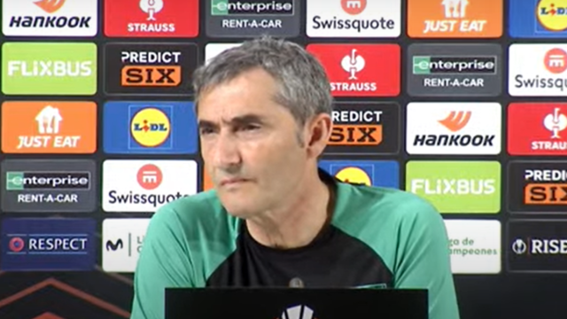 Ernesto Valverde este mediodía en la sala de prensa de San Mamés valorando el duelo ante el United Ernesto Valverde este mediodía en la sala de prensa de San Mamés valorando el duelo ante el United